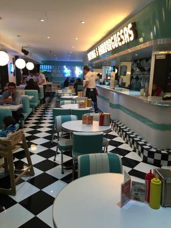 El Merendero Fuente de Sodas